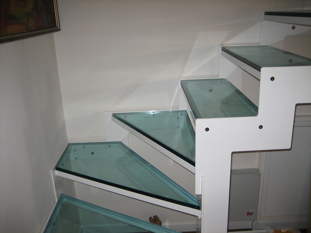 Scale – idea pavimenti Scale in vetro e acciaio